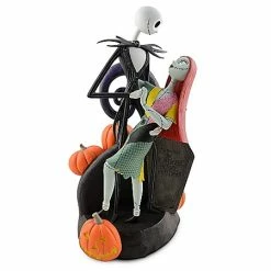 Discount ???? Disney Medium Figure Statue - Jack Skellington With Sally ✨
